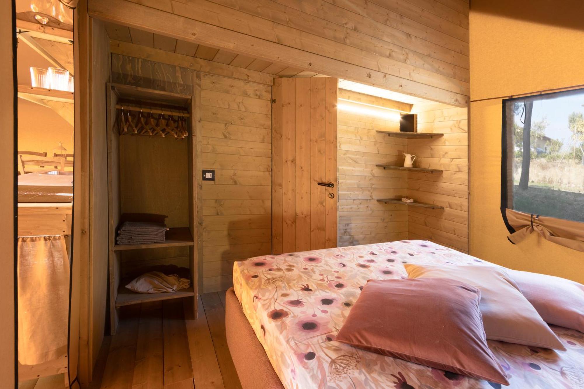 Glamping Debbiare Hotel Riparbella Buitenkant foto