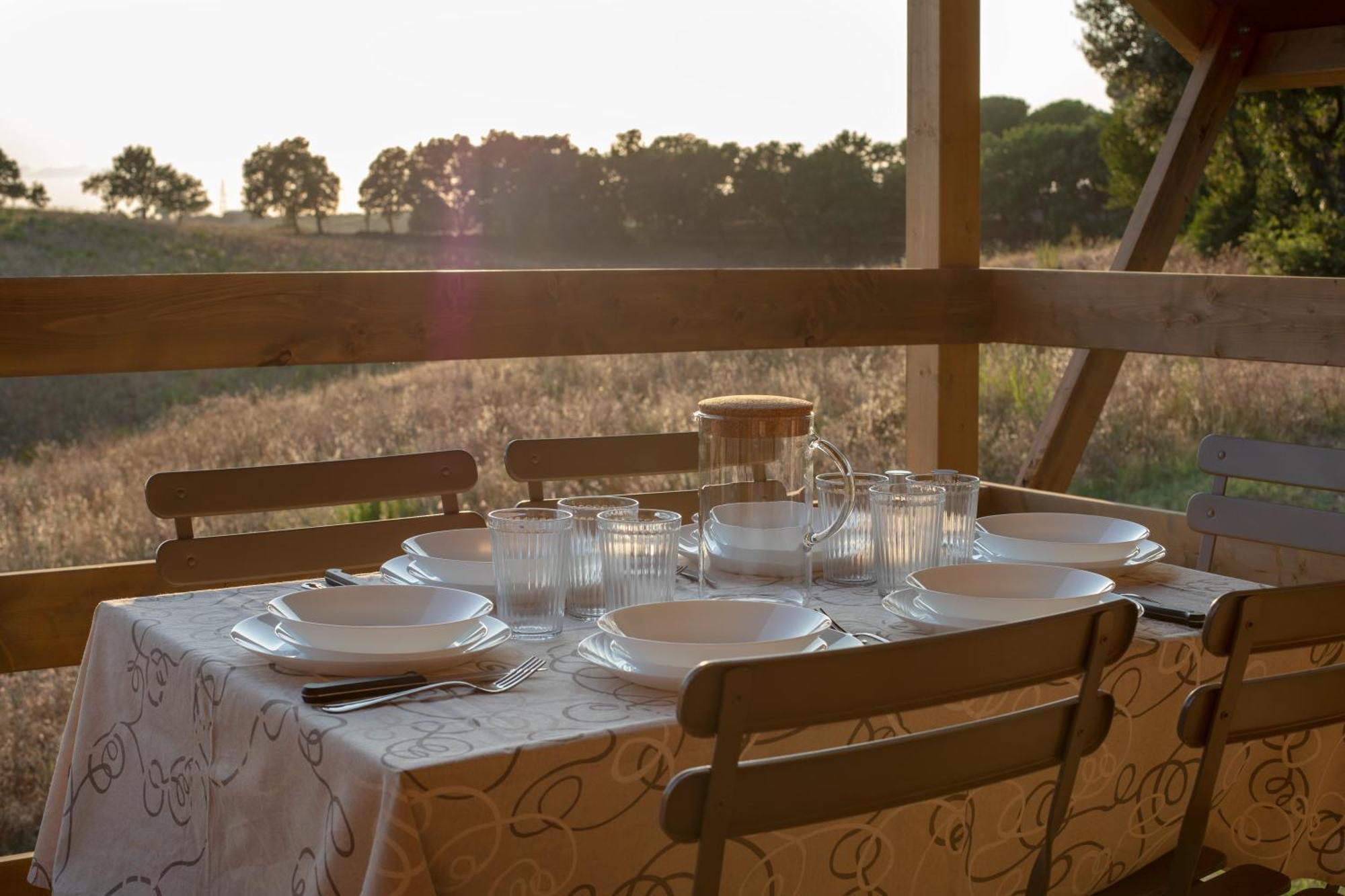 Glamping Debbiare Hotel Riparbella Buitenkant foto