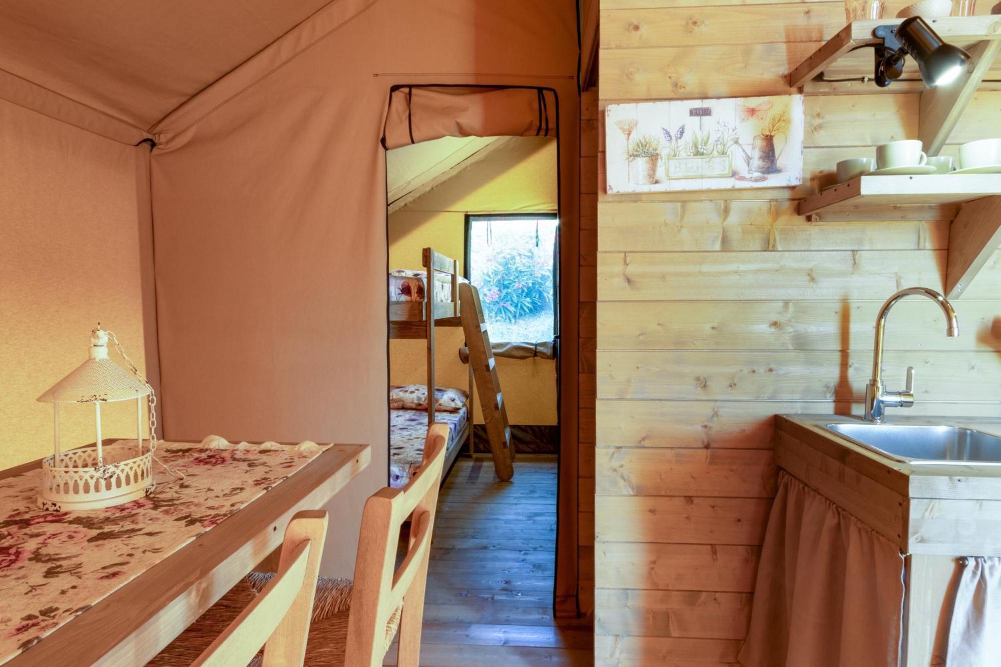 Glamping Debbiare Hotel Riparbella Buitenkant foto